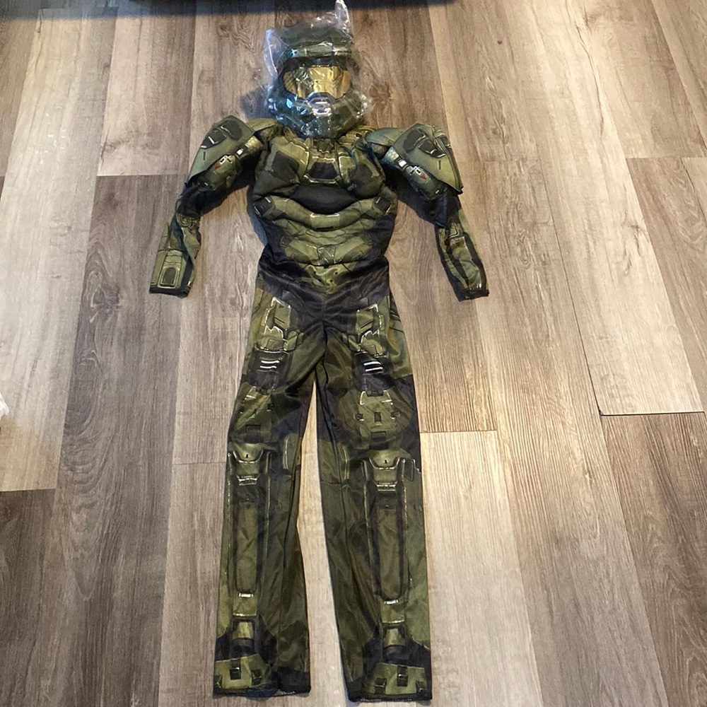 HALO New! Master Chief Classic kids Halloween Costume size M 8-10
